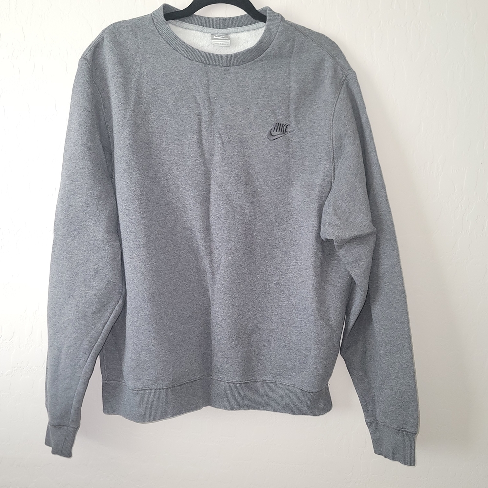 NWOT Nike Men's Classic Gray Crewneck Sweatshirt And Cargo Sweatpants